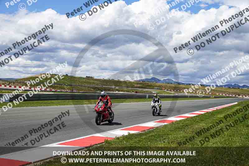 cadwell no limits trackday;cadwell park;cadwell park photographs;cadwell trackday photographs;enduro digital images;event digital images;eventdigitalimages;navarra;no limits trackdays;peter wileman photography;racing digital images;trackday digital images;trackday photos